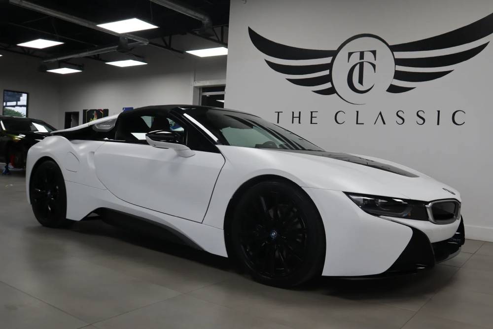 The Classic Lifestyle BMW I8 Roadster