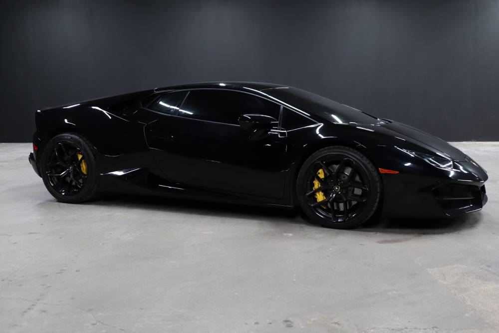 The Classic Lifestyle Lamborghini Huracan Coupe